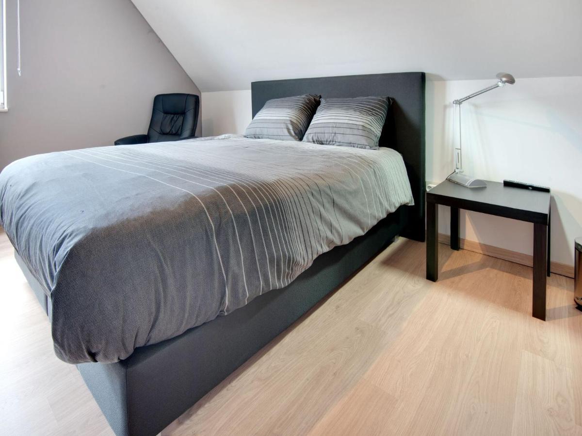 Modern Holiday Home In De Haan With Garden Exteriör bild